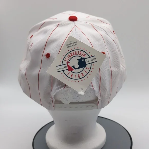 MLB| NWT Vintage MLB Red Cincinnati Reds Sports Cap Snap Back Grey Brim - Picture 7 of 14